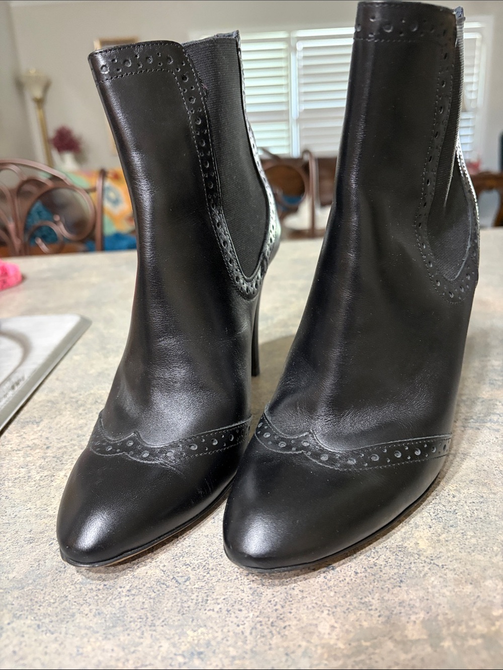 Vero Cuoio Black Leather Heeled Ankle Boots